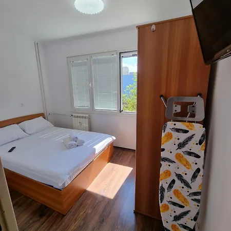 Apartamento Apartment's Ortakchiev 2